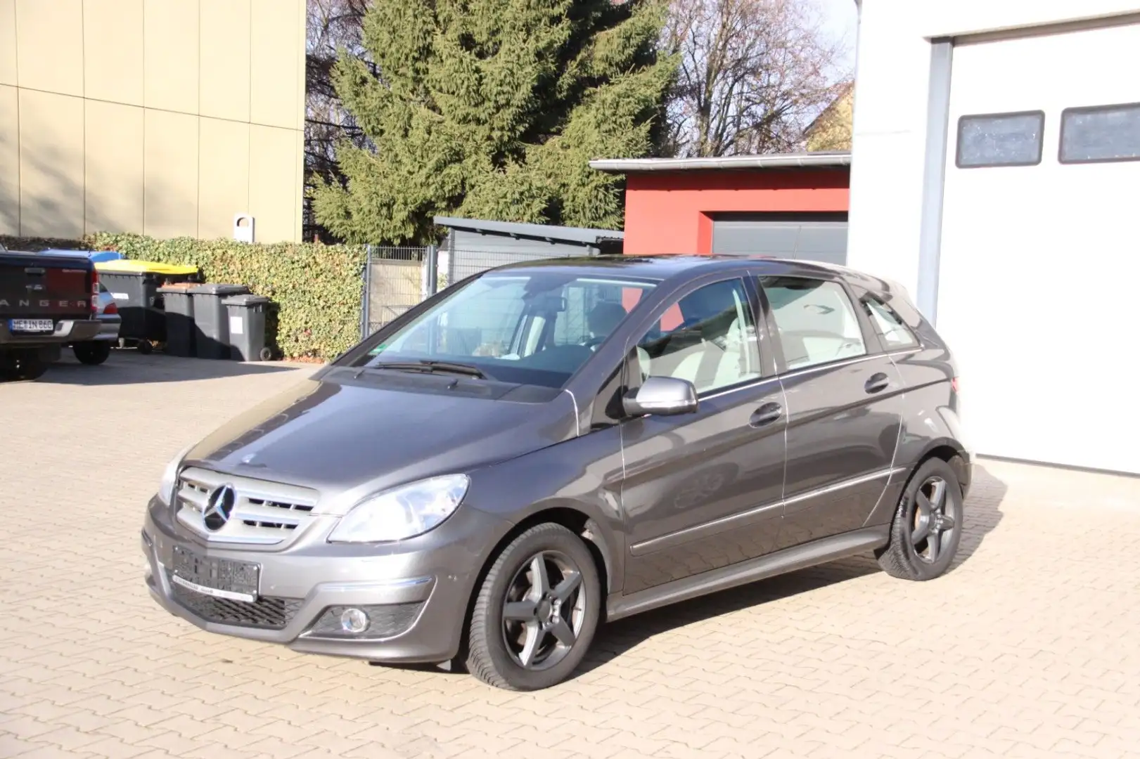 Mercedes-Benz B 200 Leder / Xenon / Klima Grigio - 1