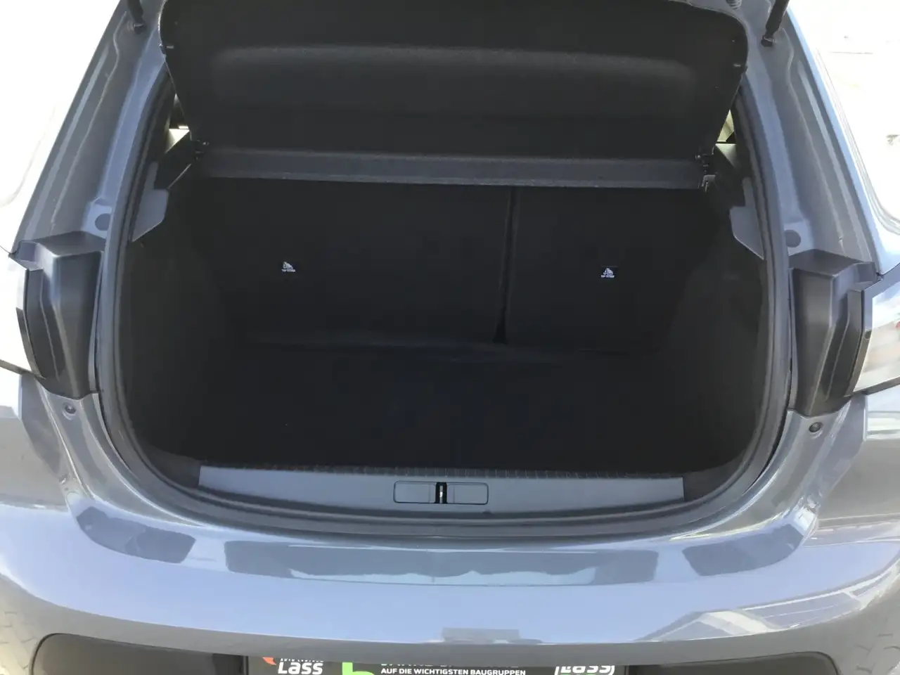 Peugeot 208 1.2 PureTech 100 Active Akustikglas Facelift 17