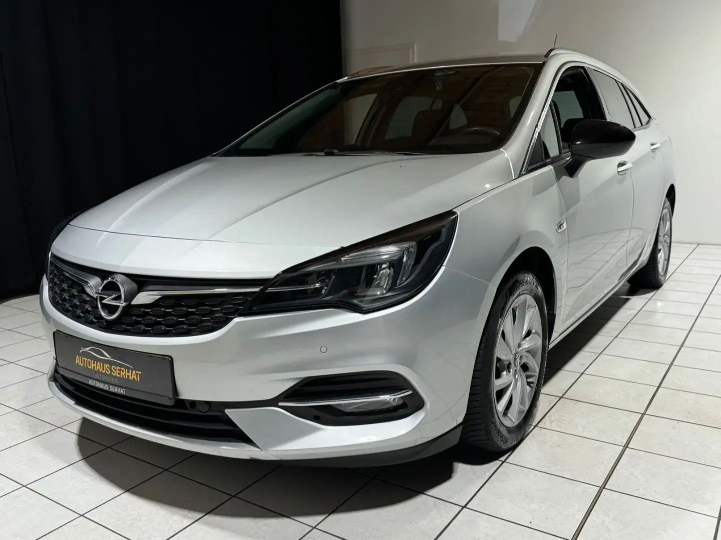 Opel Astra K ST Elegance *CARPLAY*KAMERA*NAVI*LED* Plateado - 1