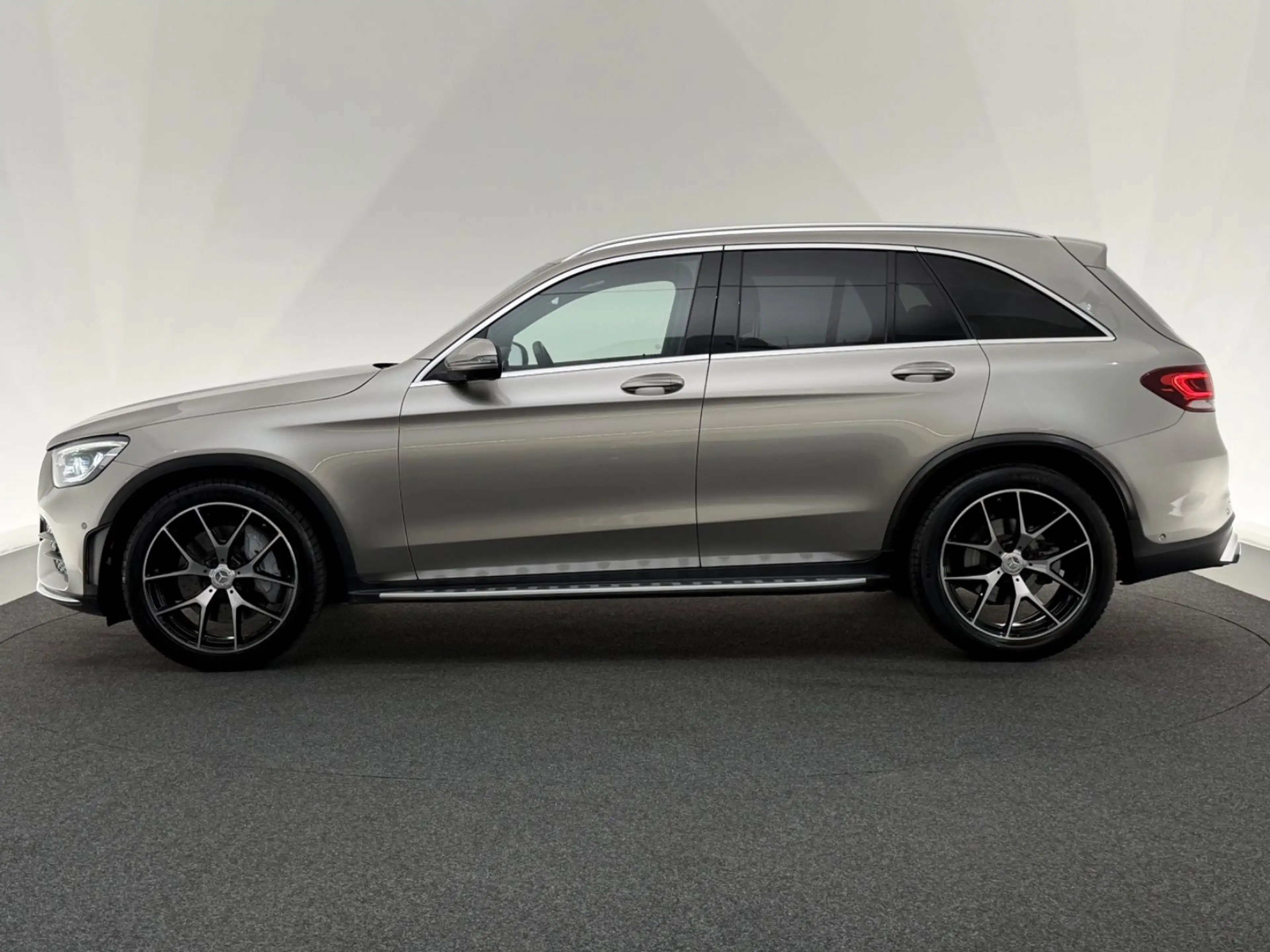 Mercedes-Benz GLC 43 AMG 4Ma.*ILS*360°-BURMESTER-MEMO-DISTRON — photo 4