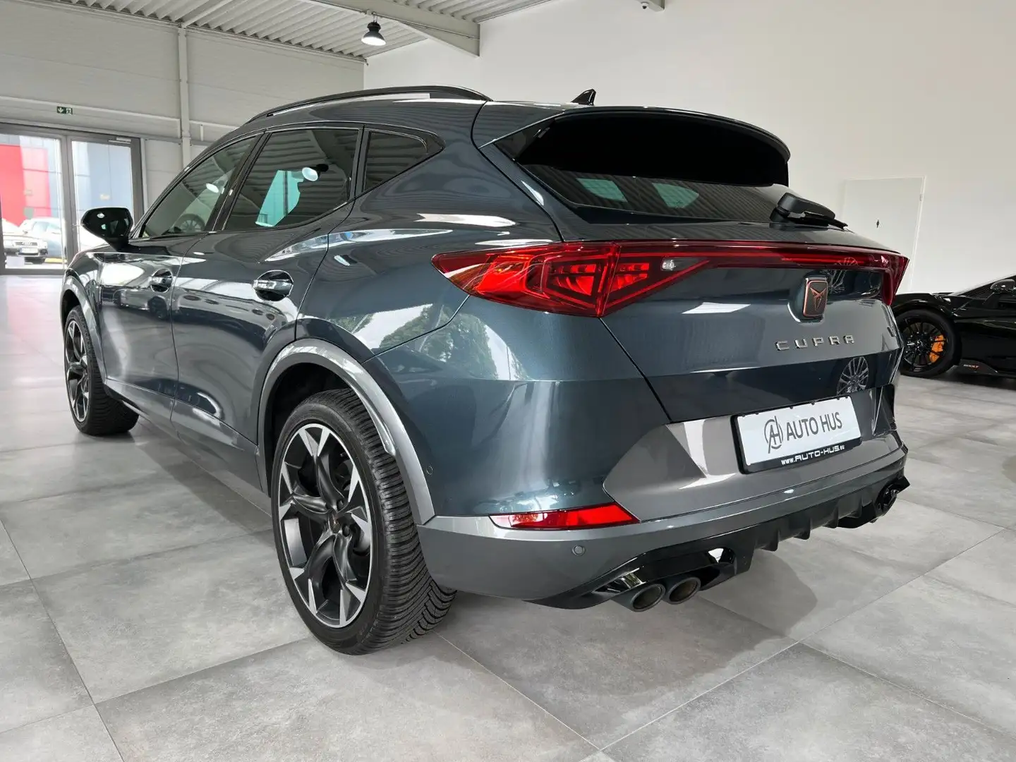 CUPRA Formentor 1.5 TSI Navigation/Kamera/LED/Keyless Gris - 2