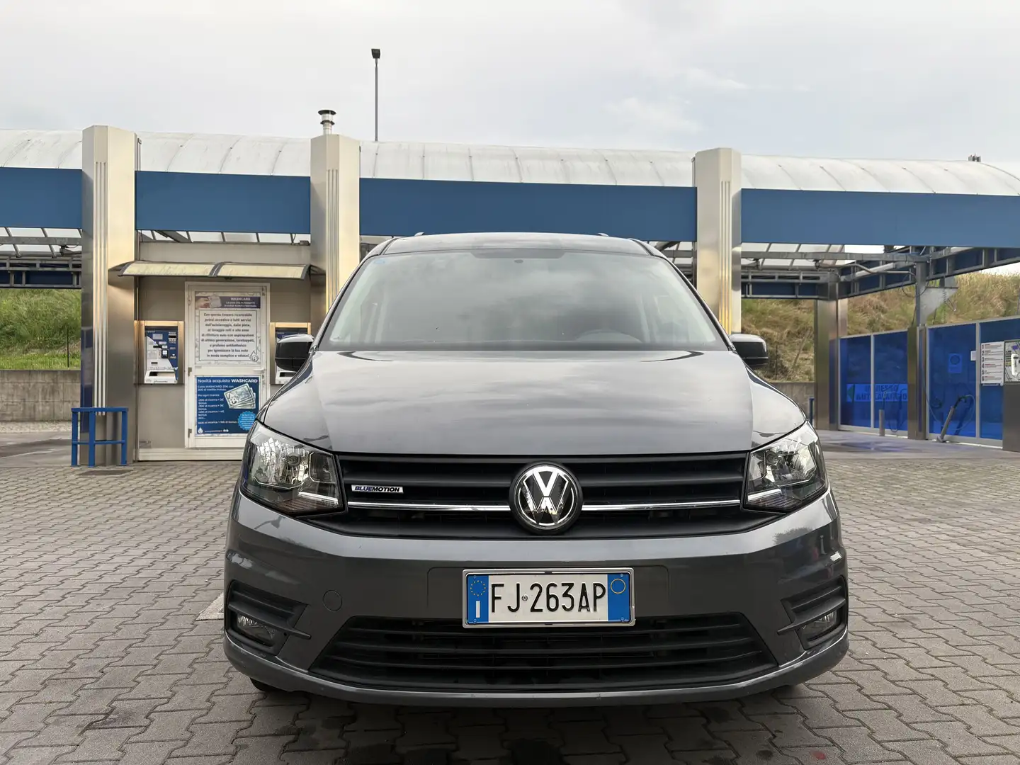 Volkswagen Caddy Comfortline - 1