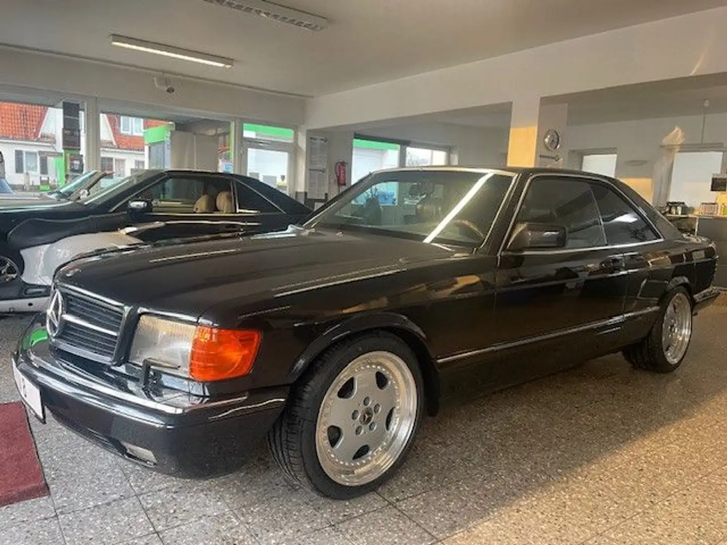 Mercedes-Benz 560 SEC  H-Zulassung, TOP Zustand Negru - 1