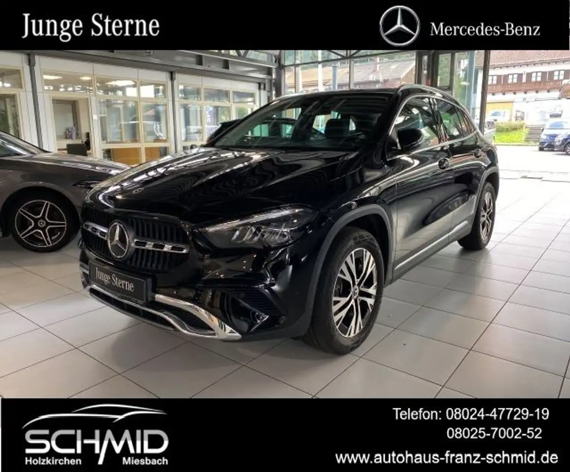 Mercedes-Benz GLA 220