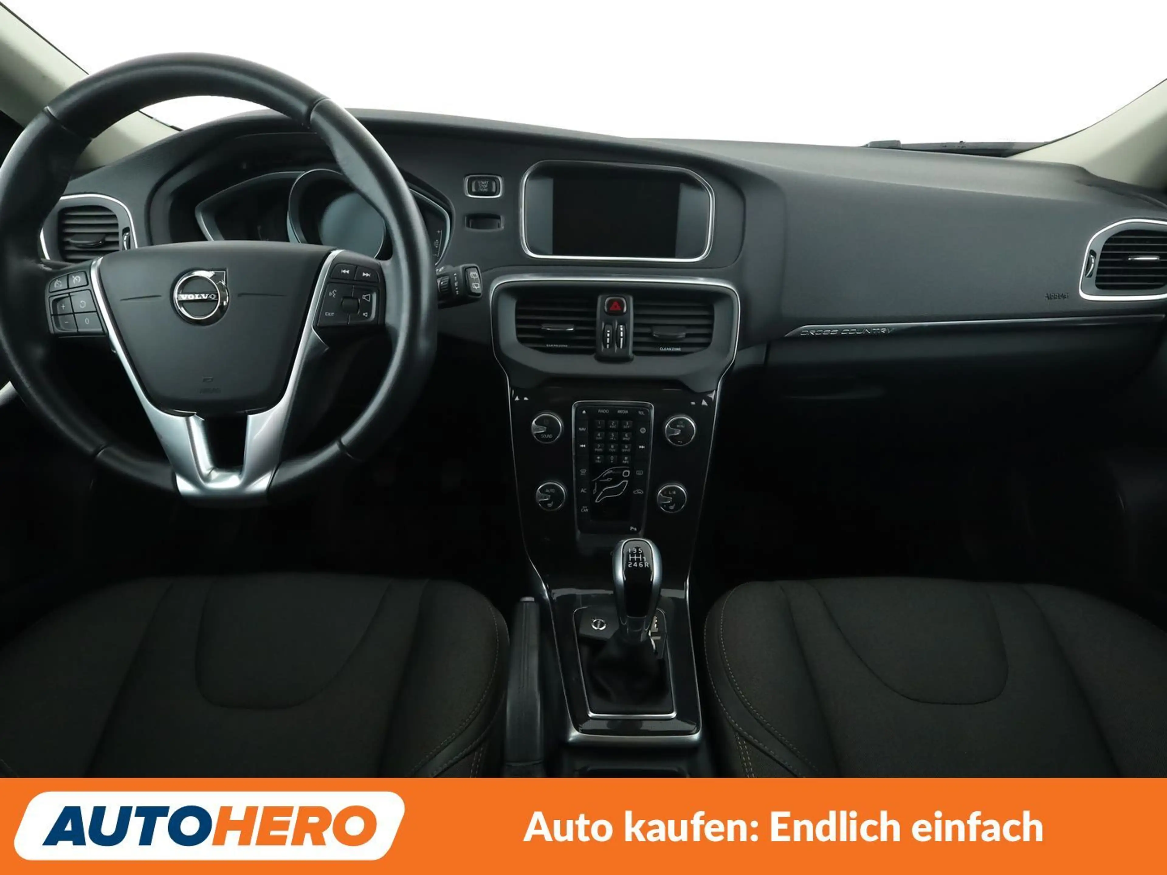Volvo V40 Cross Country 2.0 T3 Momentum*NAVI*TEMPO*CAM*PDC*SHZ*AHK* — photo 12