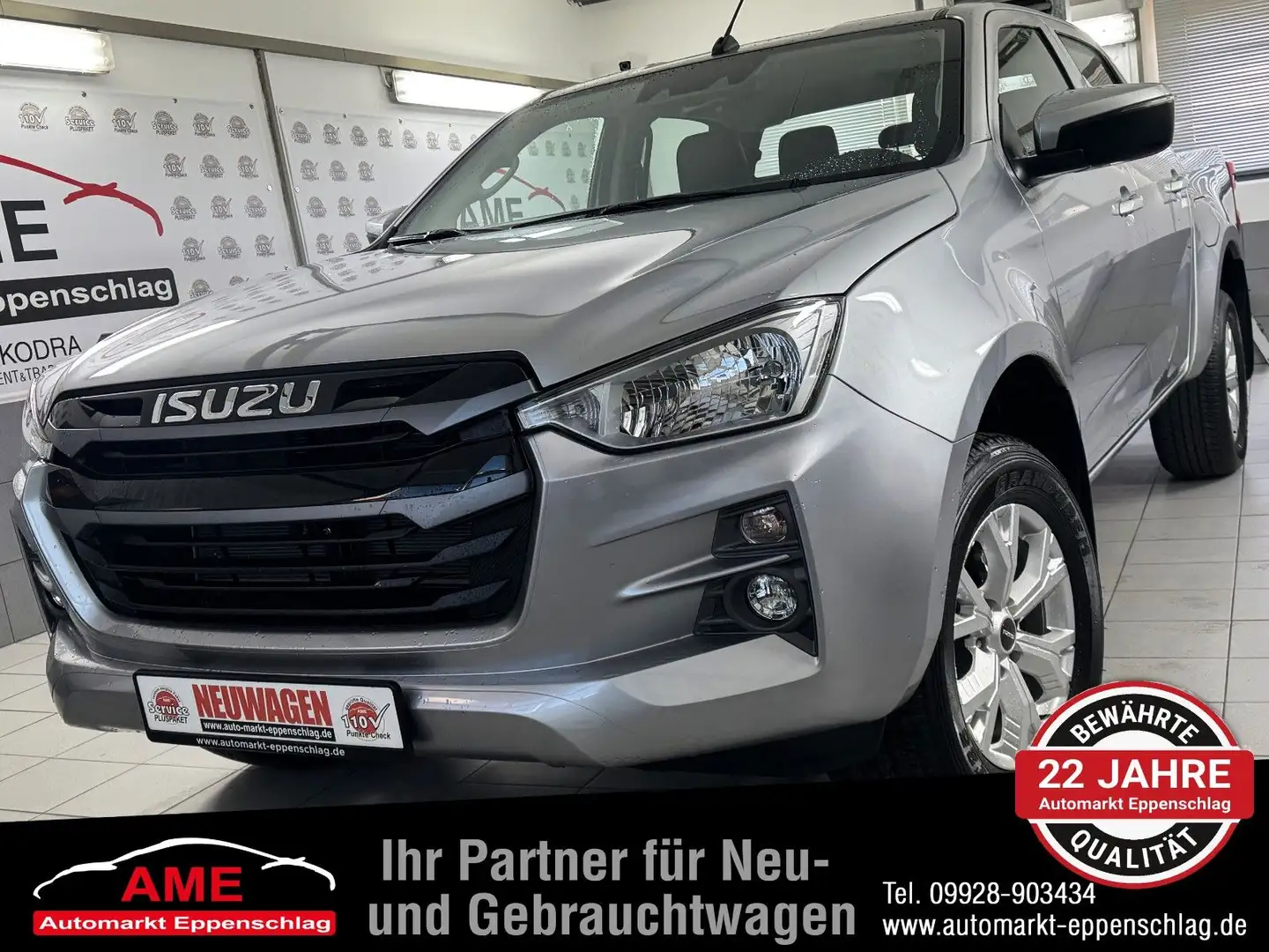 Isuzu D-Max Double Cab 4WD 6 A/T LS *BT|DAB|PDC|ACC* Srebrny - 1