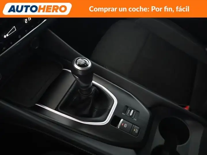 Nissan Qashqai 2022, foto 28