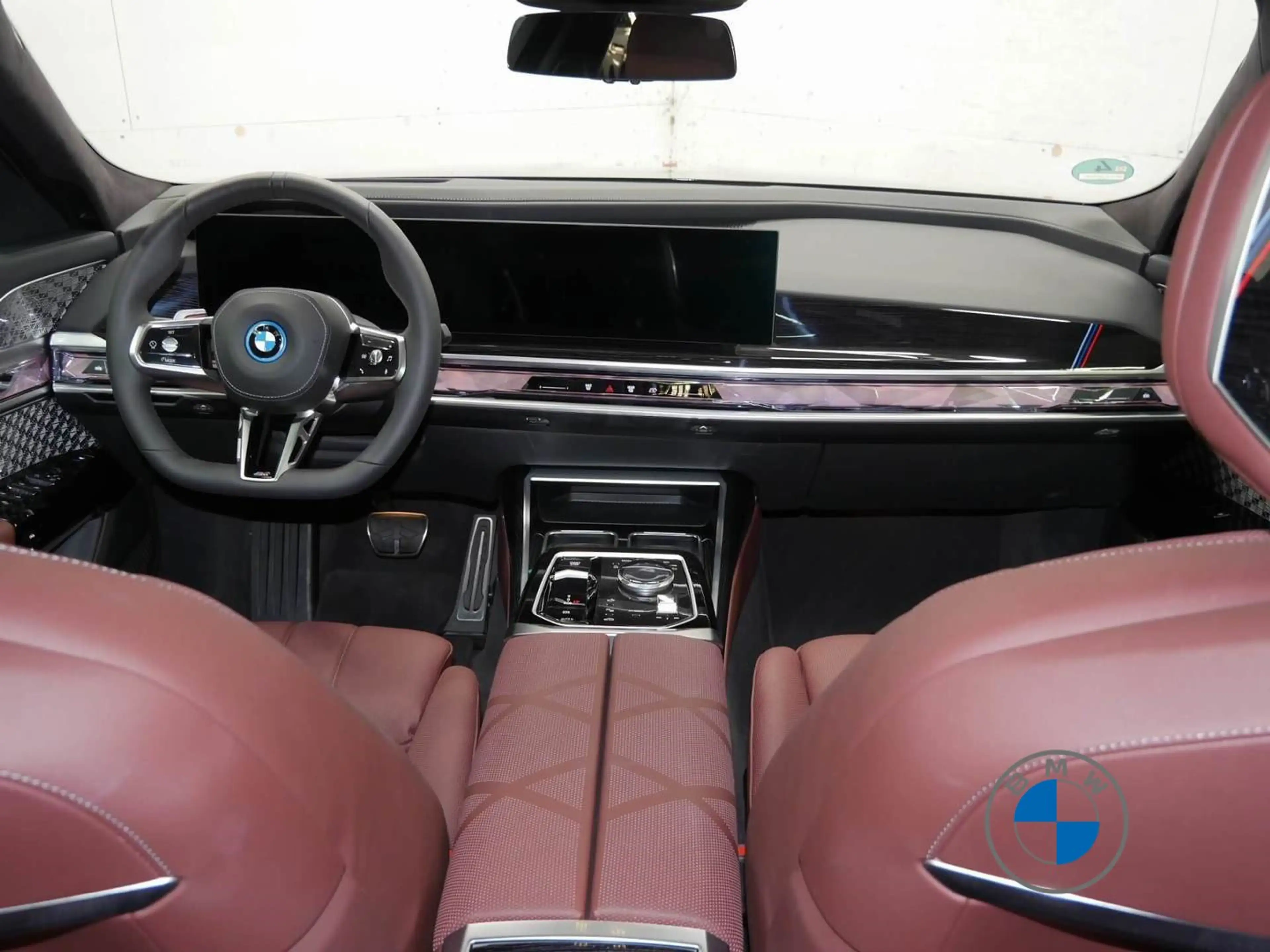 BMW i7 60 xDrive M Sport Pro 21" Fond Entertain AHK — photo 7