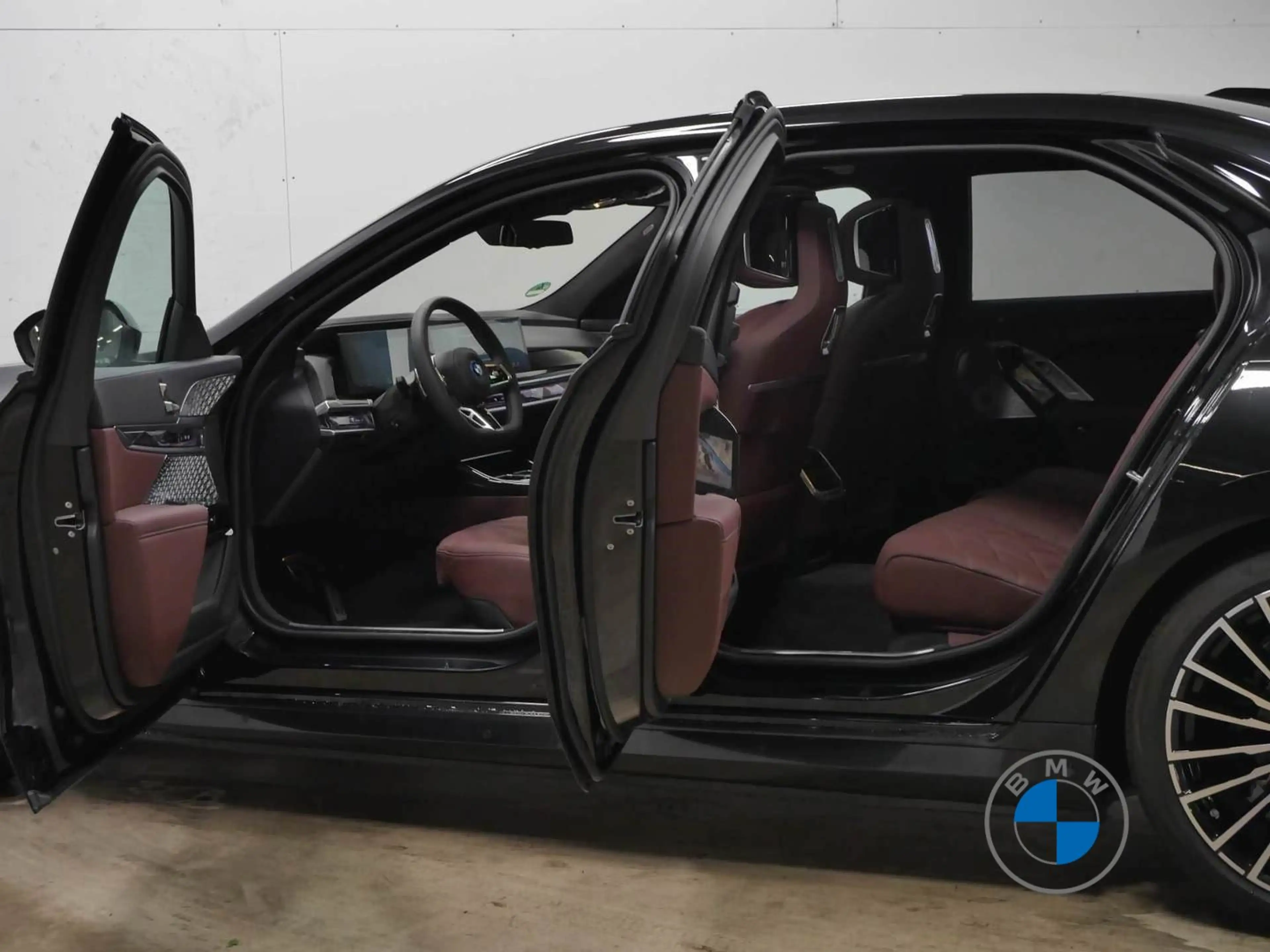BMW i7 60 xDrive M Sport Pro 21" Fond Entertain AHK — photo 9