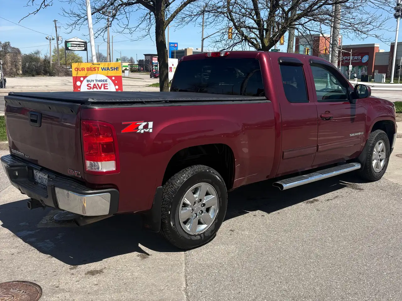 GMC Sierra 1500 снимка GMC Sierra 1500