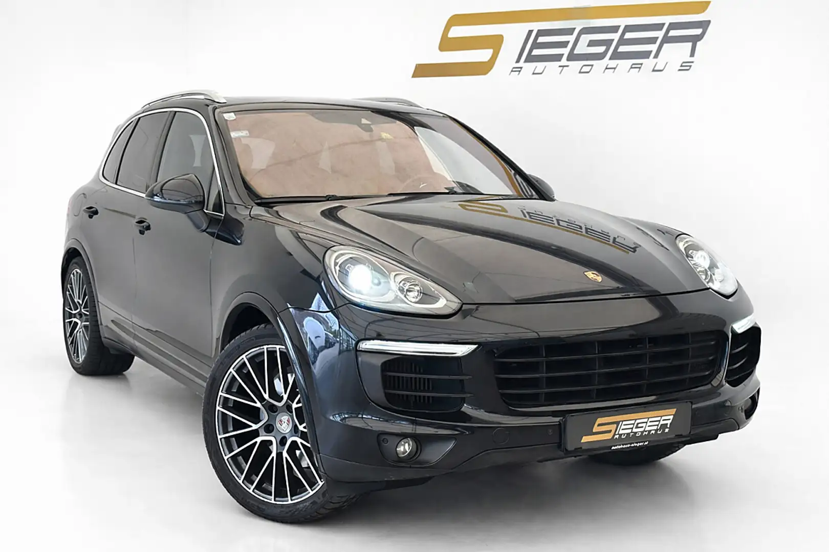 Porsche Cayenne II 3,0 Aut. Schwarz - 1