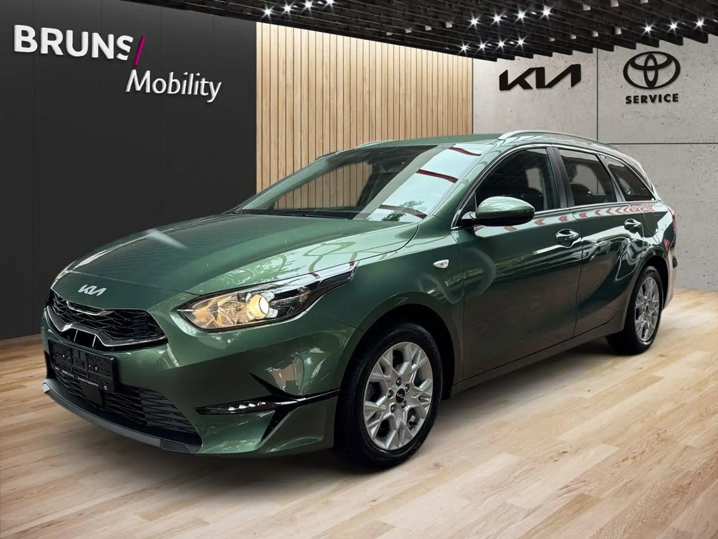 Kia Ceed SW / cee'd SW Ceed SW 1.6D 48V DCT7 Vision Komfort Navi Vert - 2