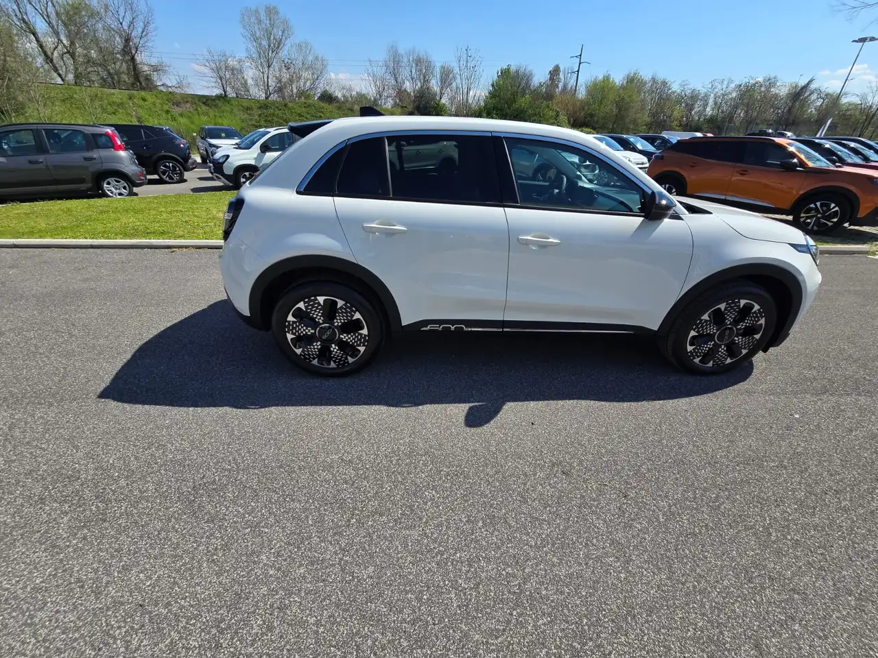 Fiat 600 600 IV 2023 1.2 hybrid Business 110cv auto 5