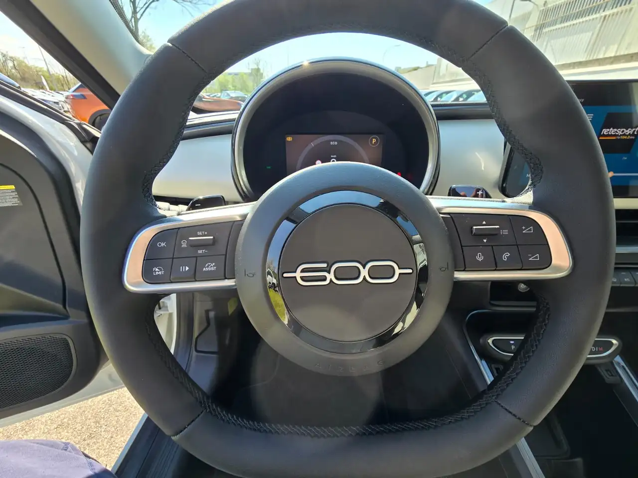 Fiat 600 600 IV 2023 1.2 hybrid Business 110cv auto 16