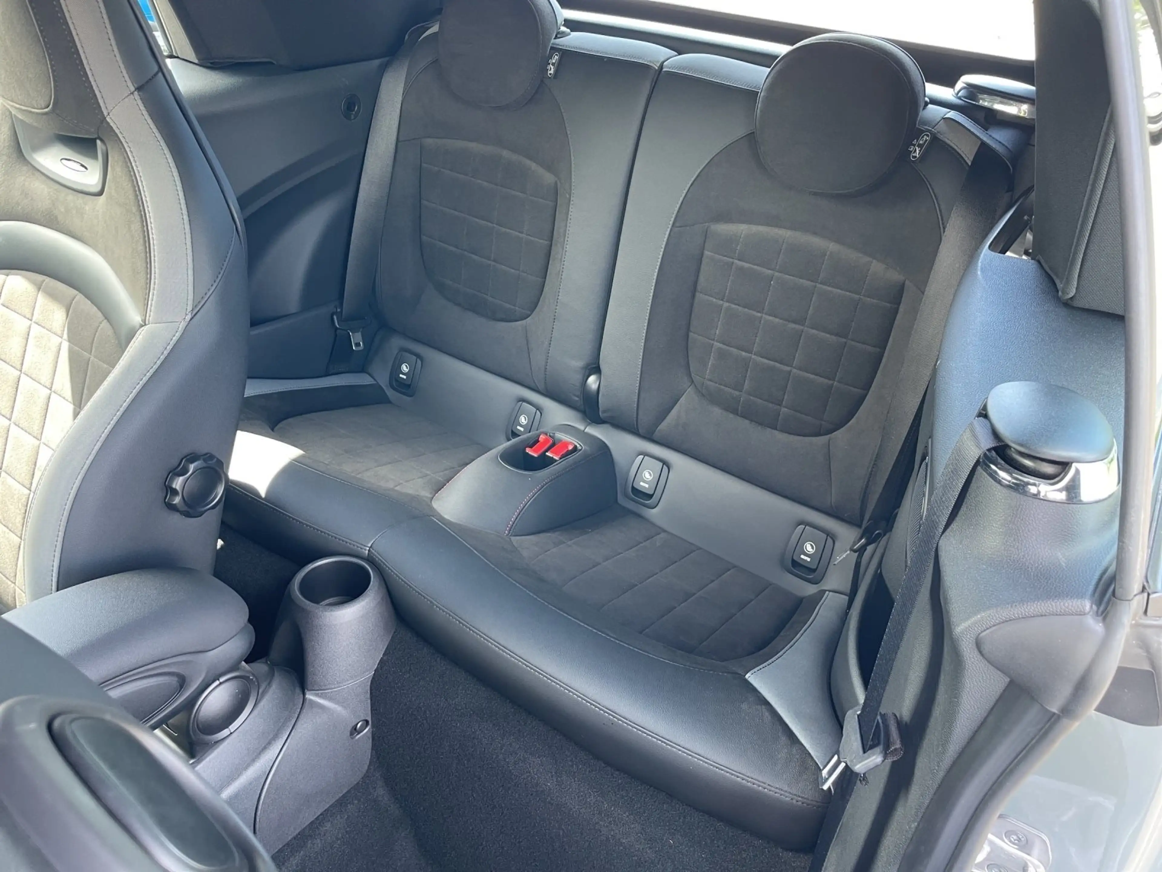 MINI Cooper Cabrio JCW Trim | Kam. | LED | CarPlay | Nappaled. etc. — photo 15
