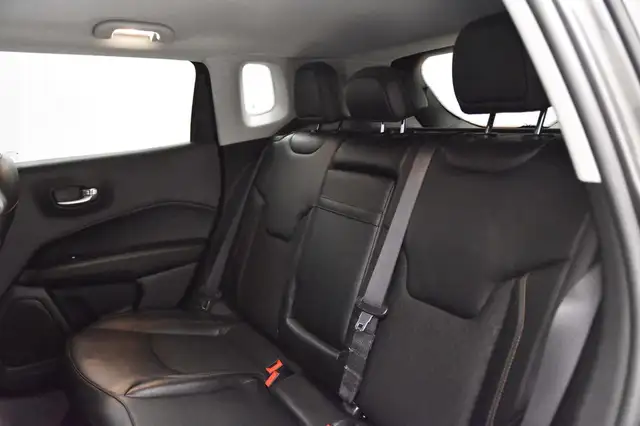Jeep Compass view 14