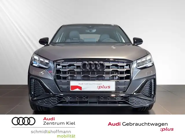 Audi Q2 view 2