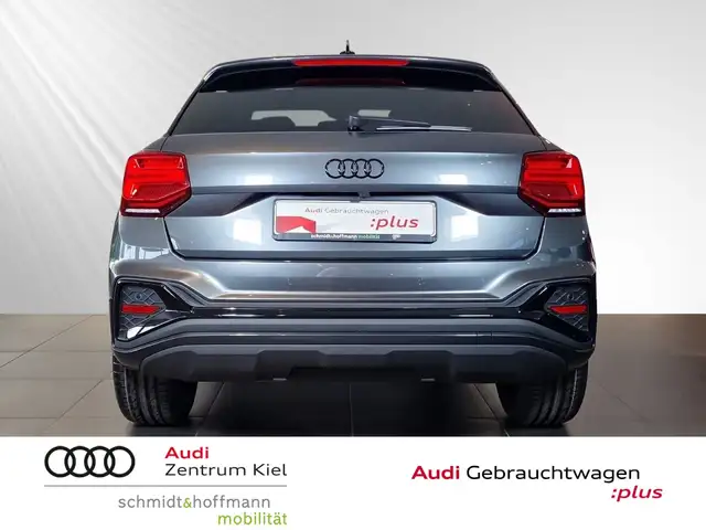 Audi Q2 view 5
