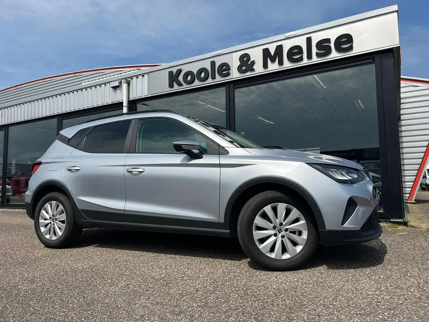 SEAT Arona 1.0 TSI 115pk DSG-7 AUTOMAAT Style Grijs - 2
