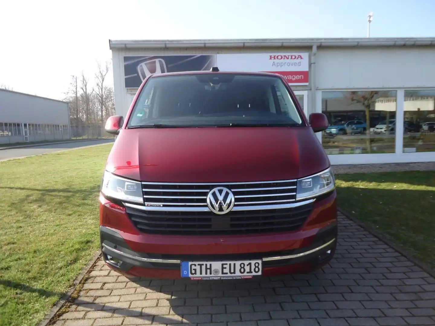 Volkswagen T6.1 Multivan DSG Kurz 4MOTION Generation Six Червоний - 2
