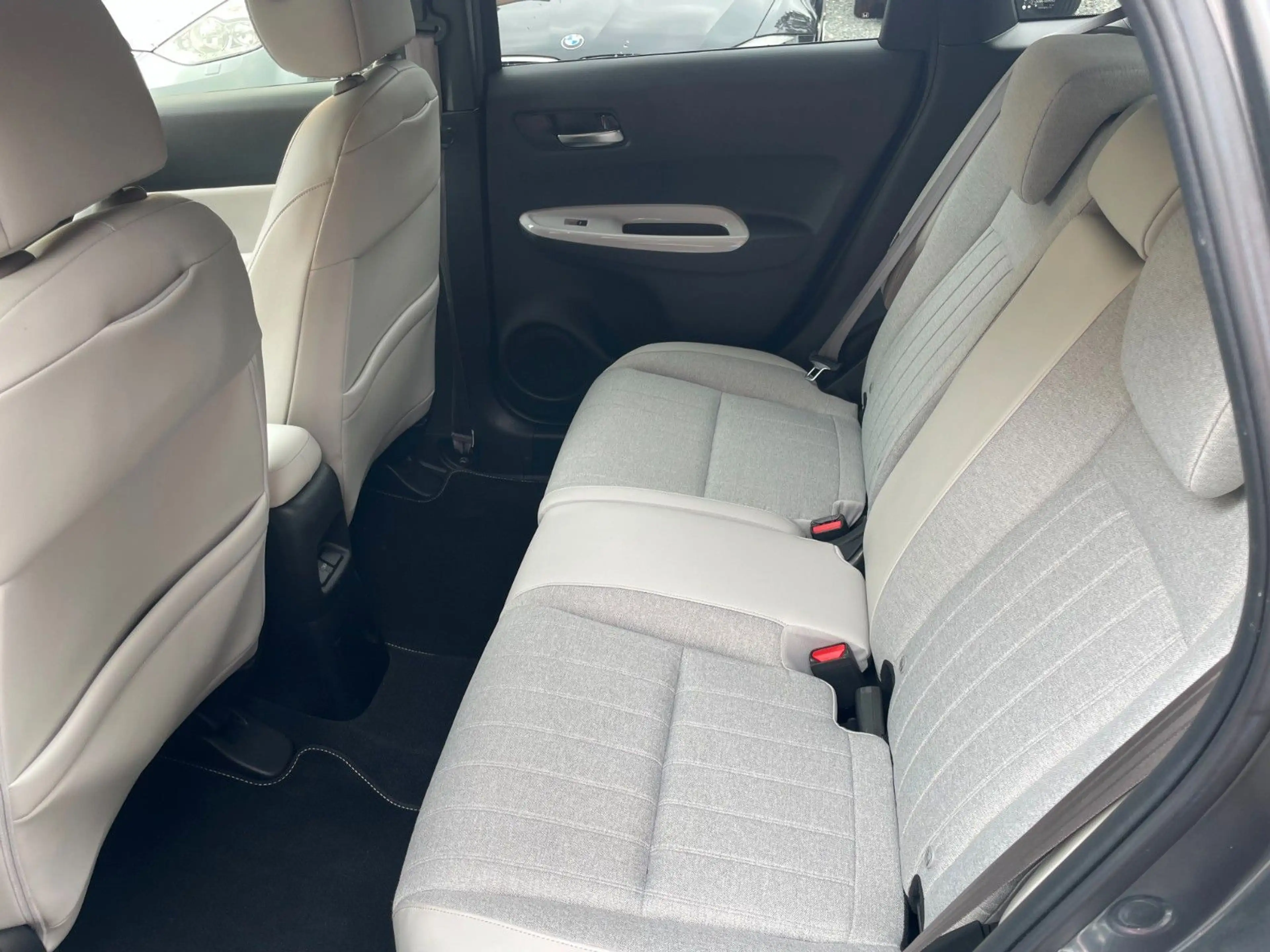 Honda Jazz 1.5 i-MMD Hybrid Executive — photo 9
