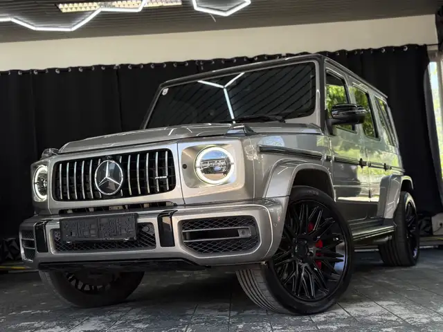 Mercedes-Benz G 63 AMG G63 4MATIC / MEGA OPTIK / Ansicht 2