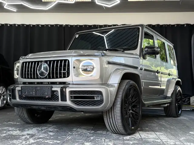 Mercedes-Benz G 63 AMG G63 4MATIC / MEGA OPTIK / Ansicht 3