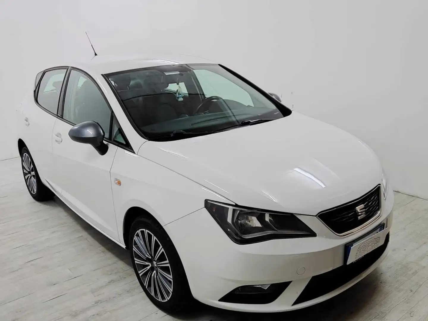 SEAT Ibiza 1.0 EcoTSI 95 CV S/S 5p. Style Bianco - 2