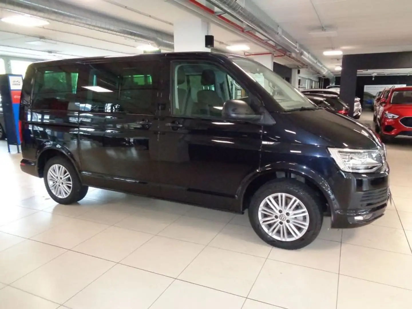 Volkswagen T6 Multivan 2.0 TDI 150CV DSG 4Motion Space 7 posti Nero - 1