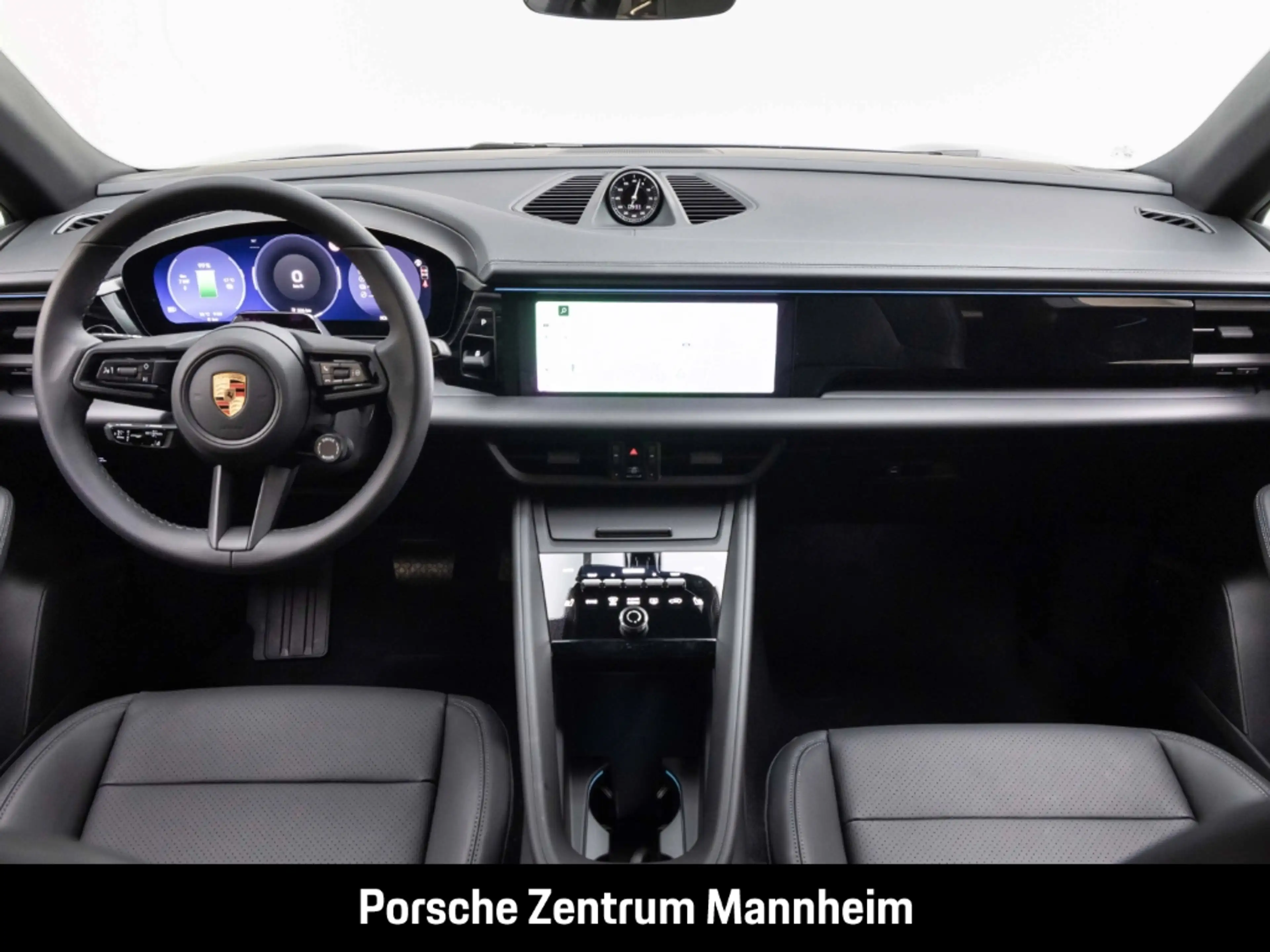 Porsche Macan SportDesign Paket Chrono Bose Abstandstempomat — photo 15