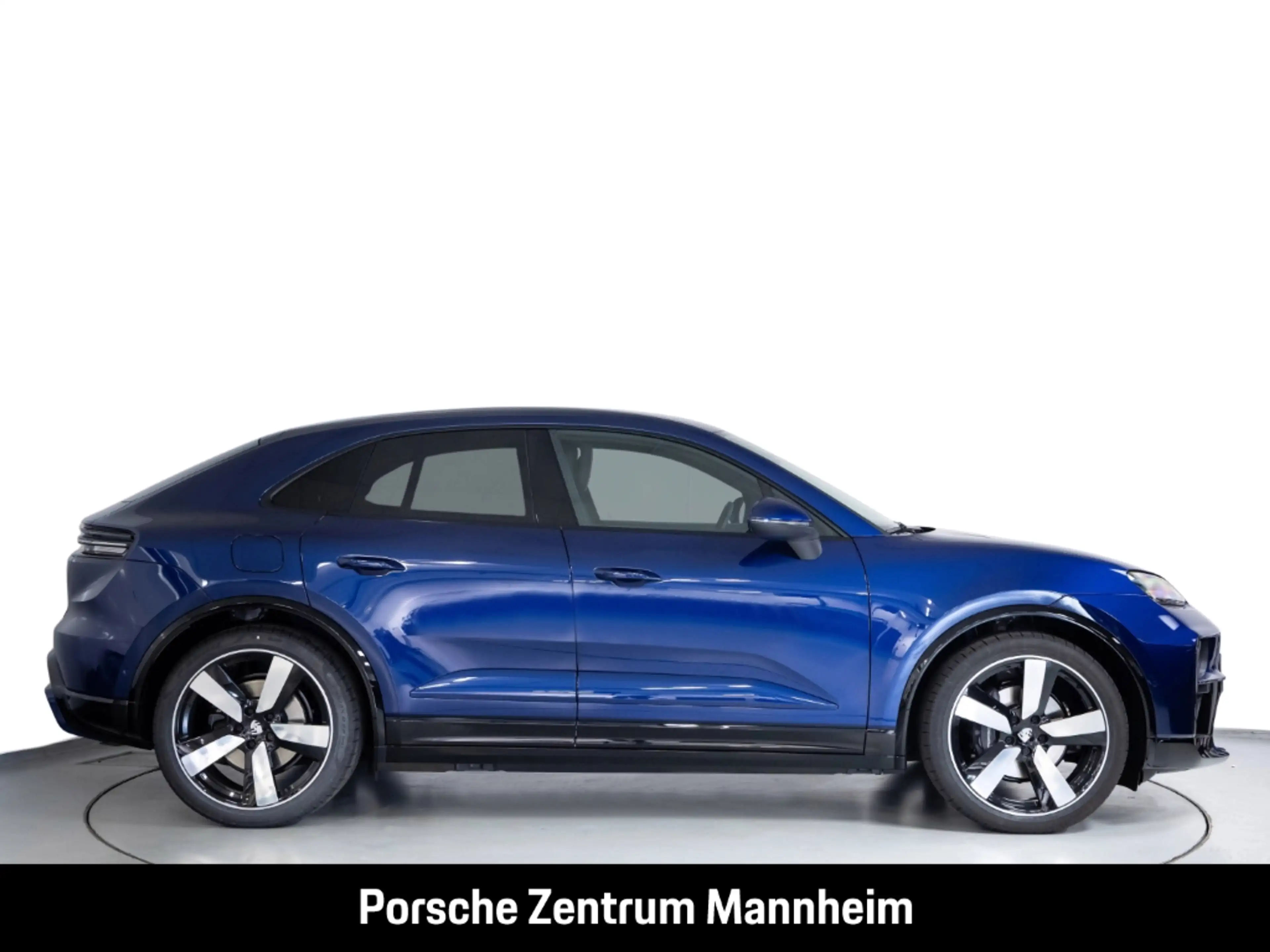 Porsche Macan SportDesign Paket Chrono Bose Abstandstempomat — photo 10