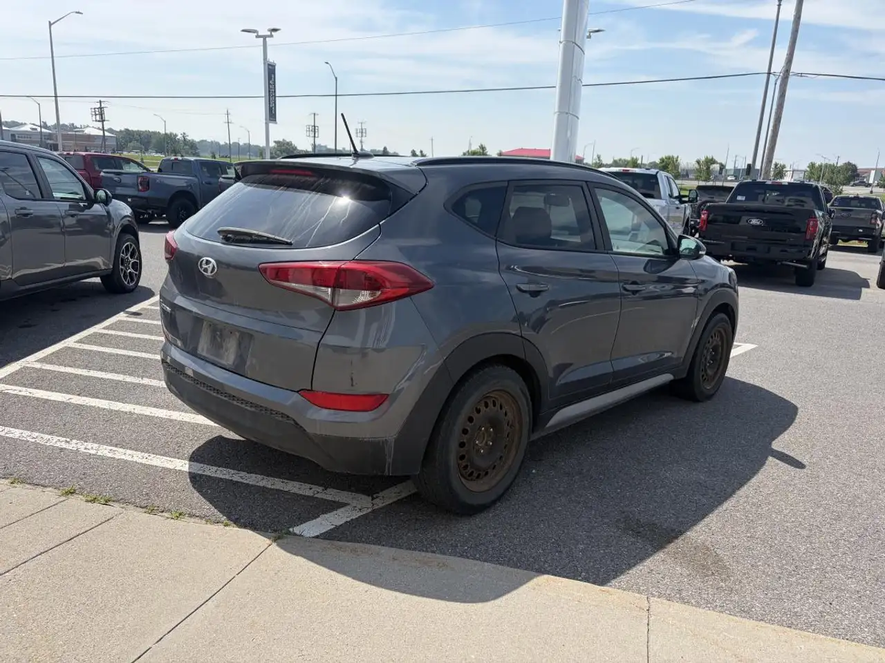 Hyundai TUCSON photo Hyundai TUCSON