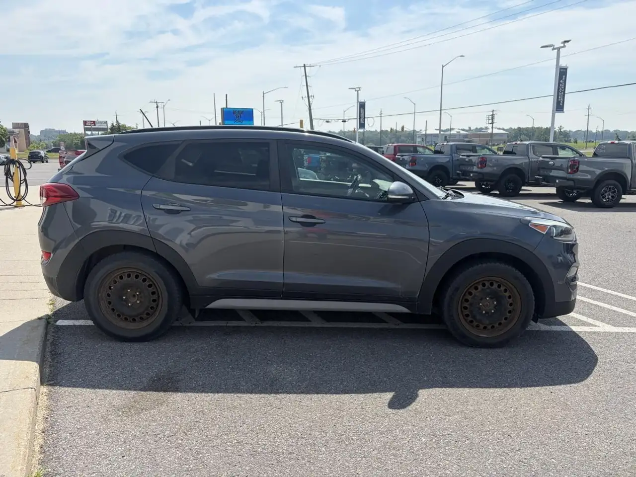 Hyundai TUCSON photo Hyundai TUCSON