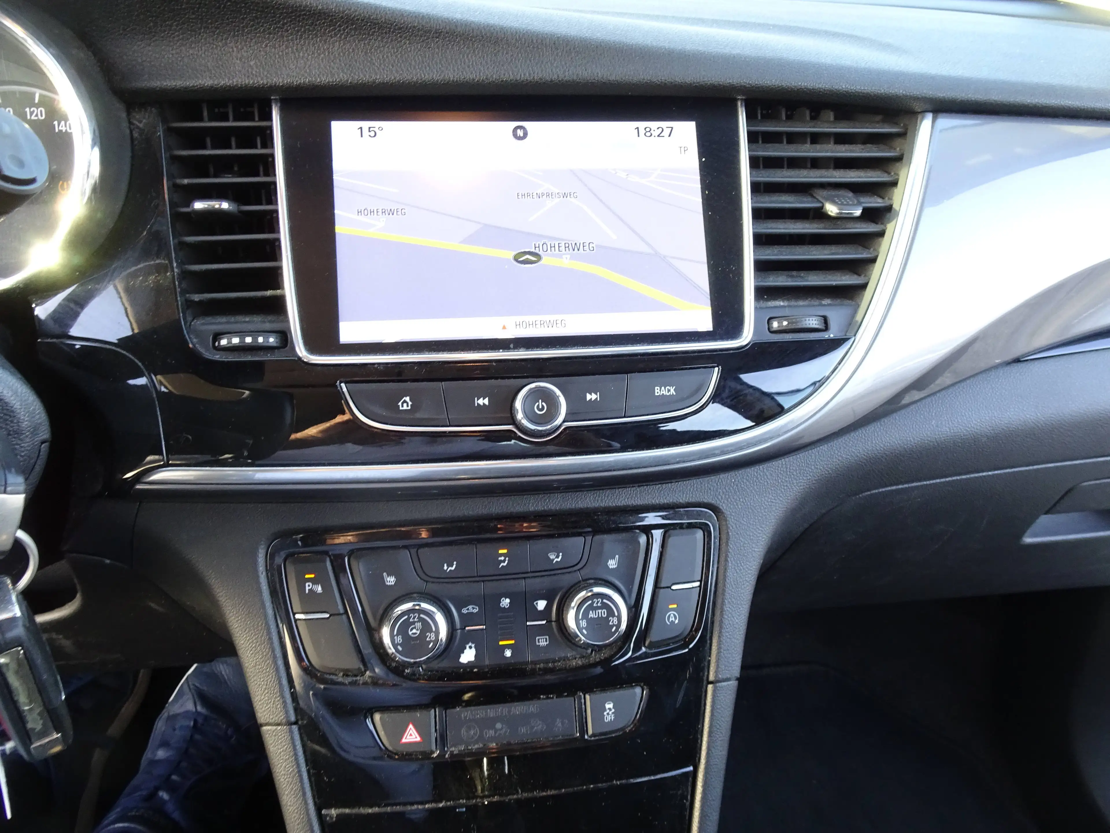 Opel Mokka X Edition Start/Stop Navi Kamera Shz Tempomat — photo 15