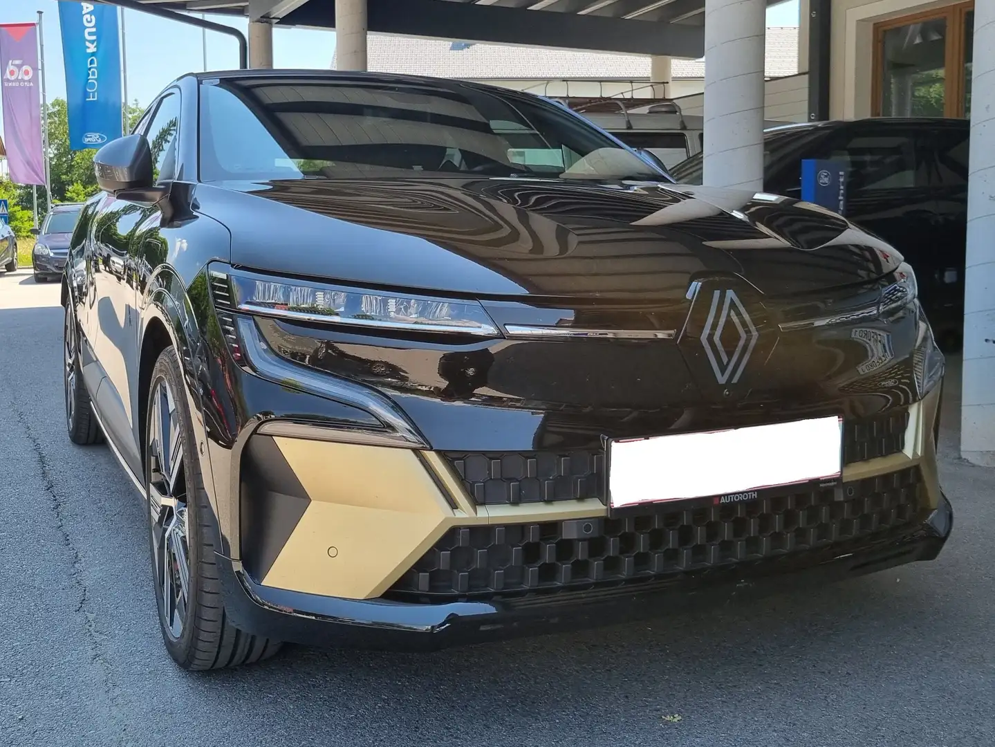 Renault Megane Iconic Schwarz - 2