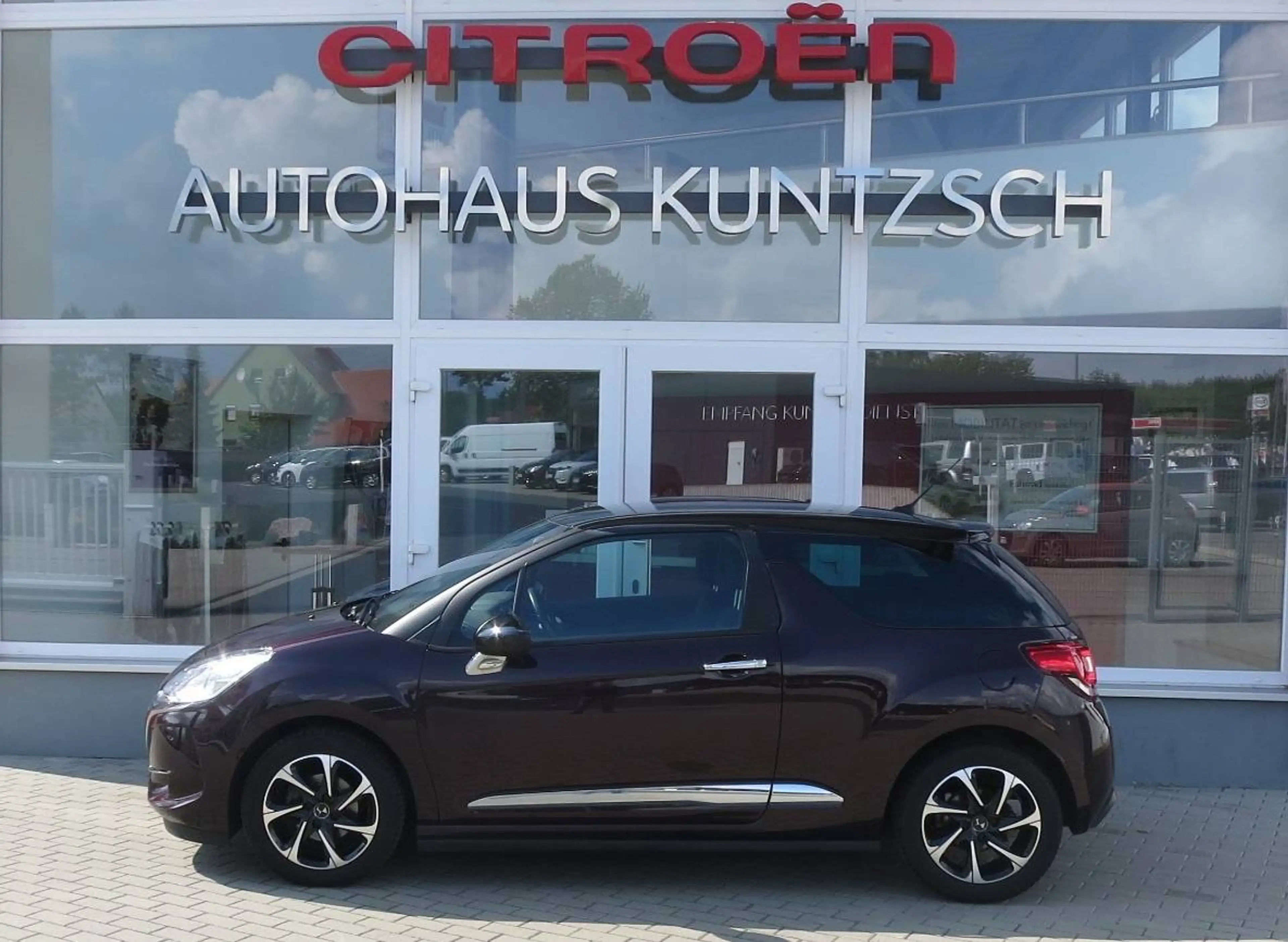 Citroen DS3 DS3 PureTech 110 SoChic — photo 2