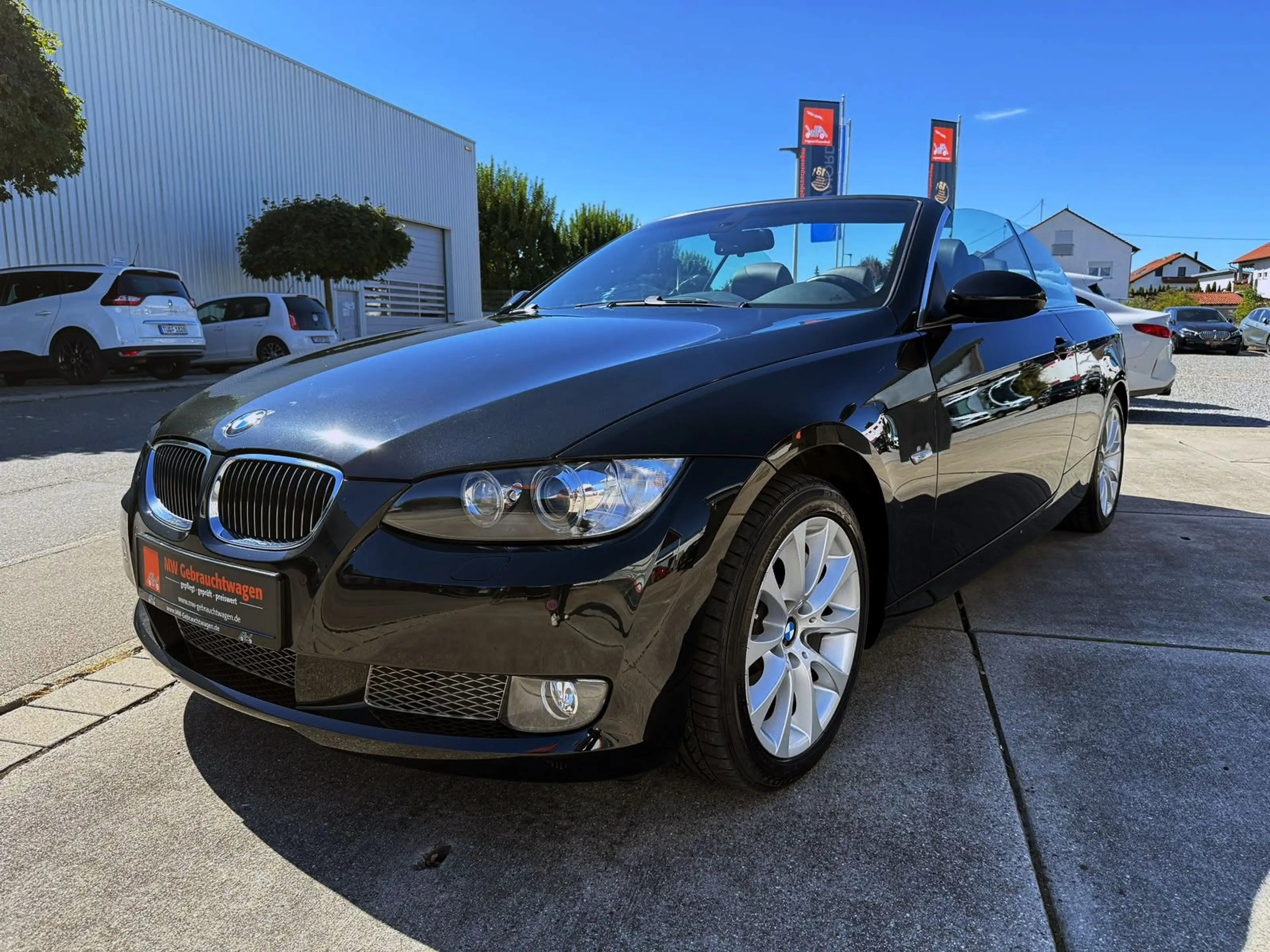 BMW 335 i E93 Cabrio Automatik PDC SHZ MEMORY NAV BT — photo 6