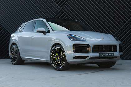 Porsche Cayenne Coupé 3.0 E-Hybrid Sport Design Pano GTS stoel PDL