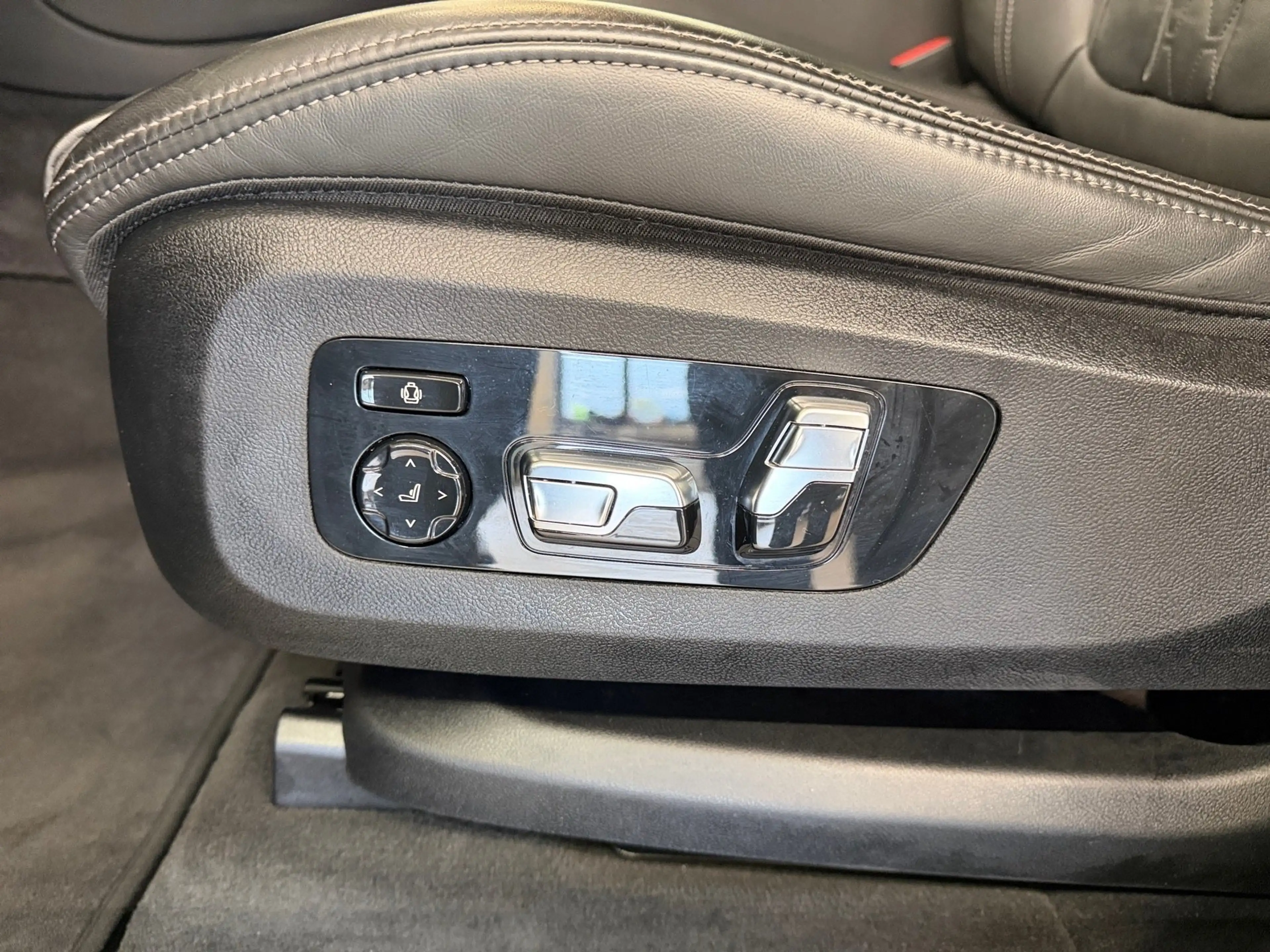 BMW X5 xDrive30d — photo 6