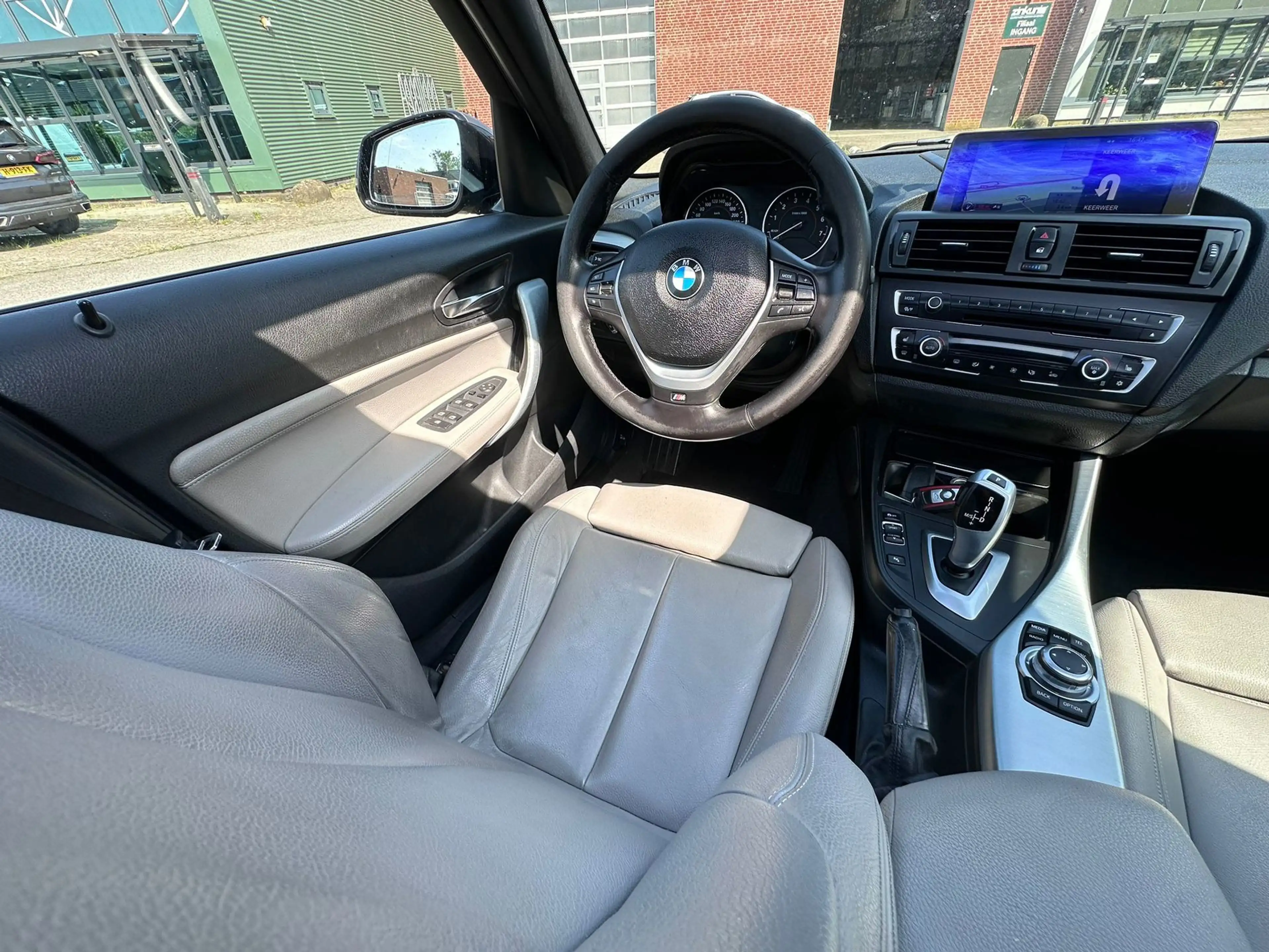 BMW 125 1-serie 125i Business+ Automaat*Elektrische schuif — photo 7
