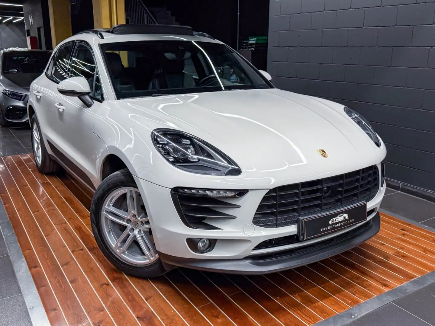Porsche Macan Aut. Grijs - 1