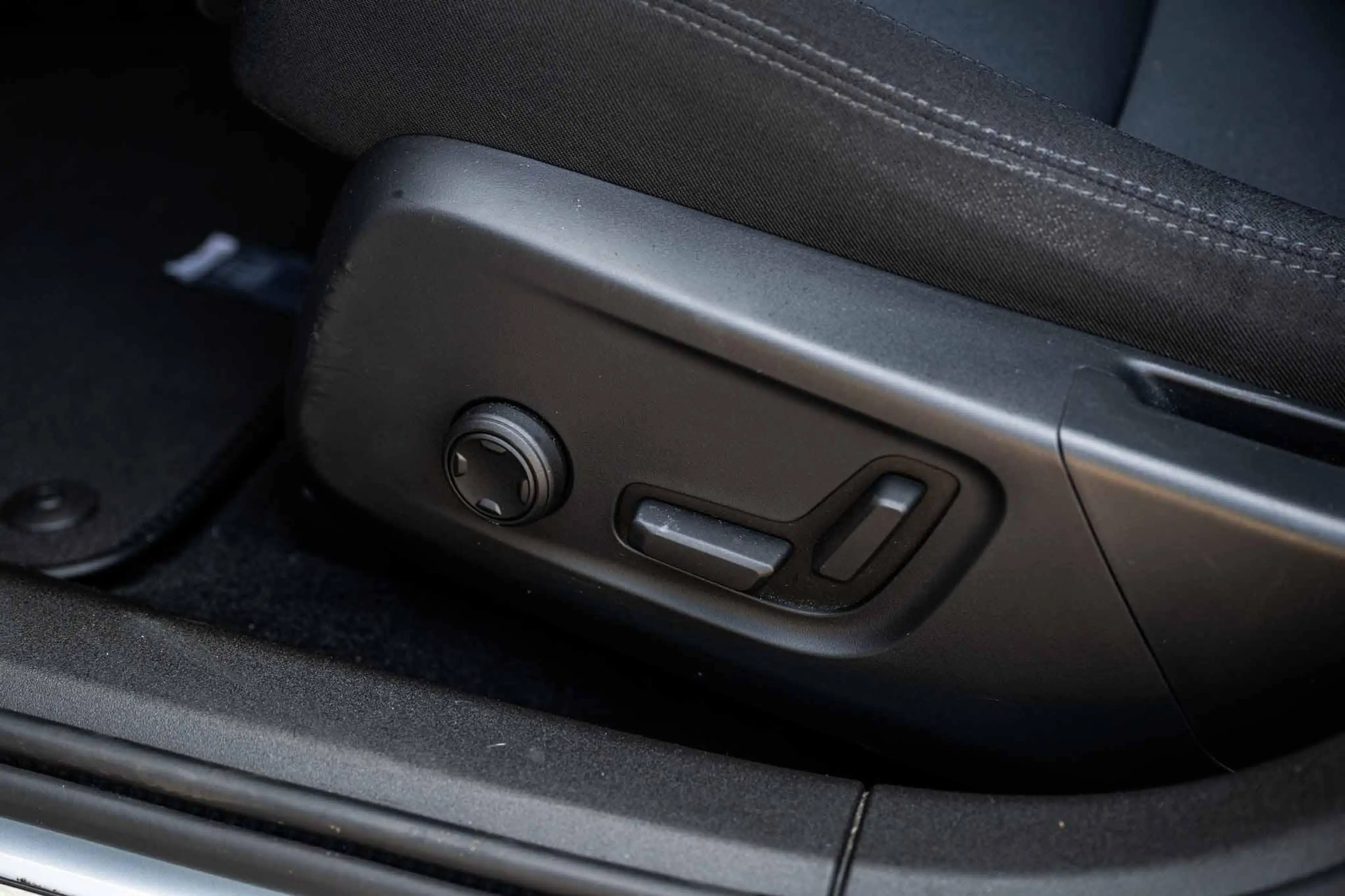 Polestar 2 Long Range Dual Motor 78 kWh | Plus Pack | Cruise — photo 7