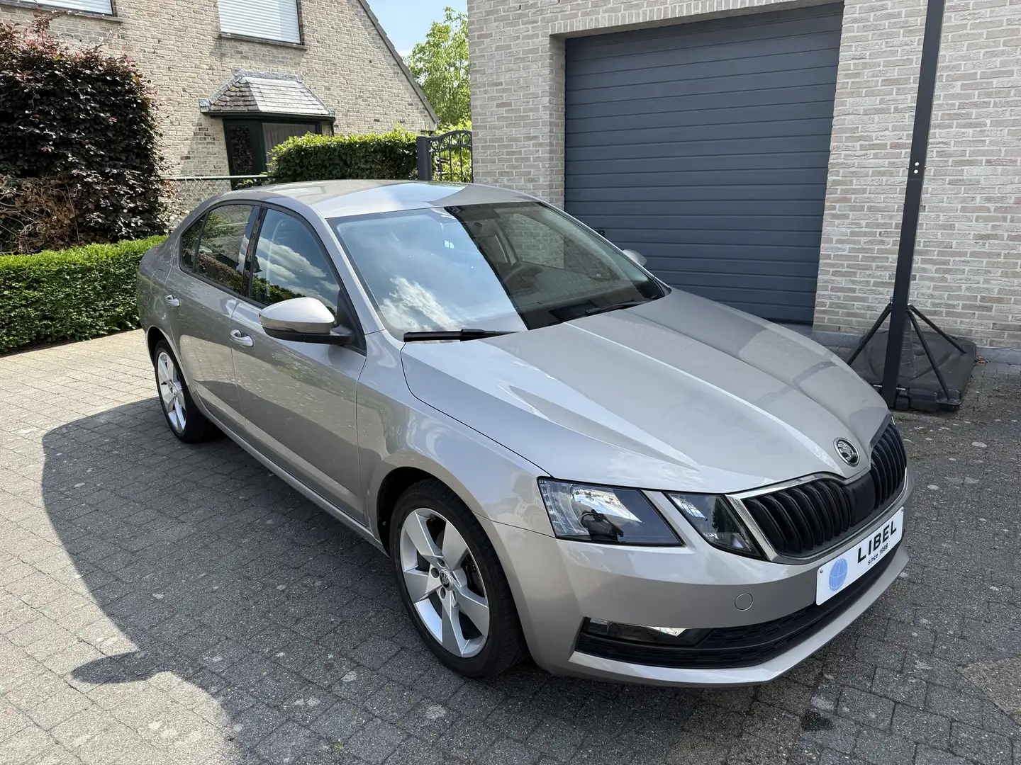 Skoda Octavia 1.0 TSI ***12M GARANTIE*** Beige - 2