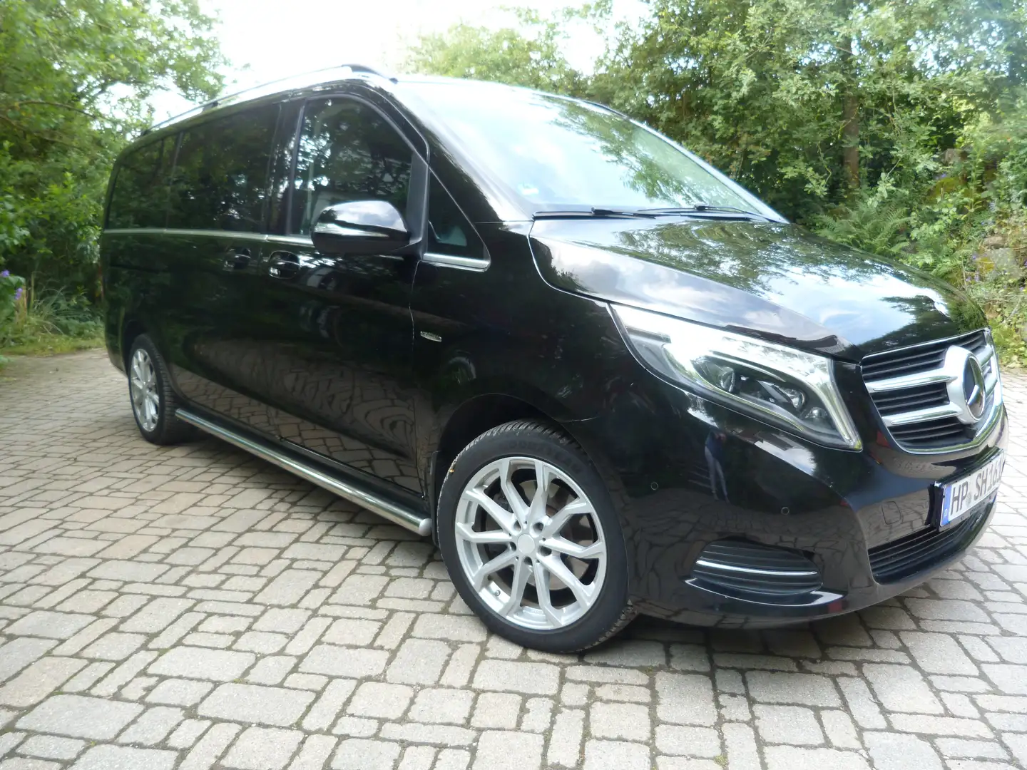 Mercedes-Benz V 250 V 250 (BlueTEC) d lang 4Matic 7G-TRONIC Avantgarde Чёрный - 2
