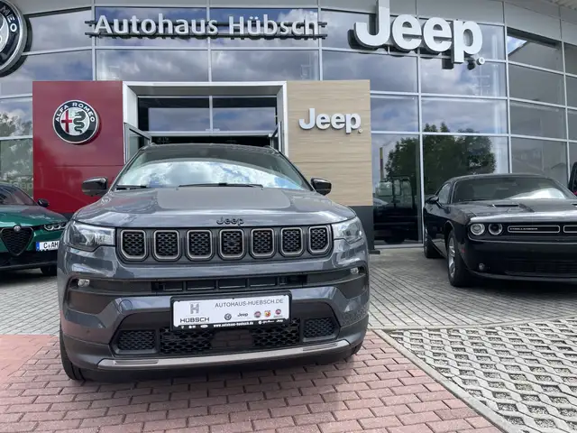 Jeep Compass 1.5l GSE T4 48V e-Hybrid Upland DCT