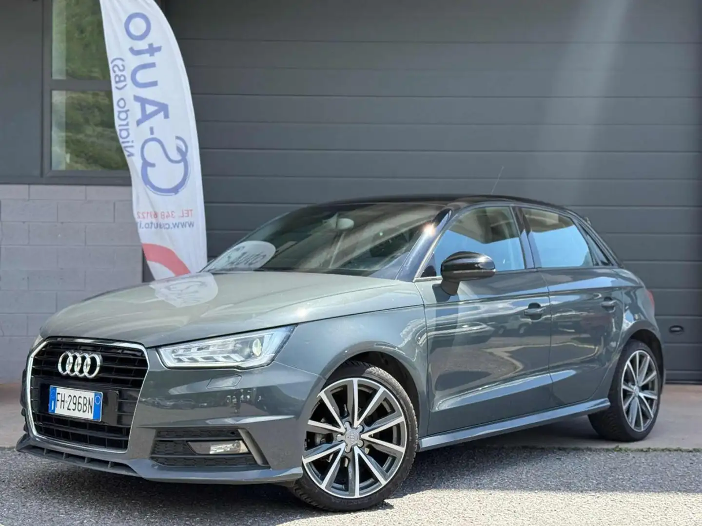 Audi A1 SPB 1.6 TDI Grigio - 1