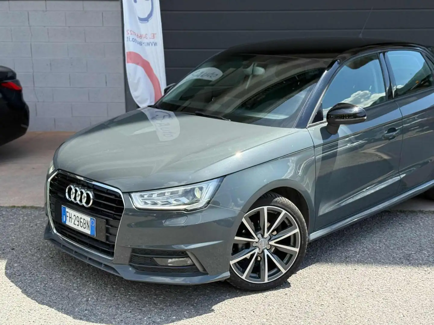 Audi A1 SPB 1.6 TDI Grigio - 2