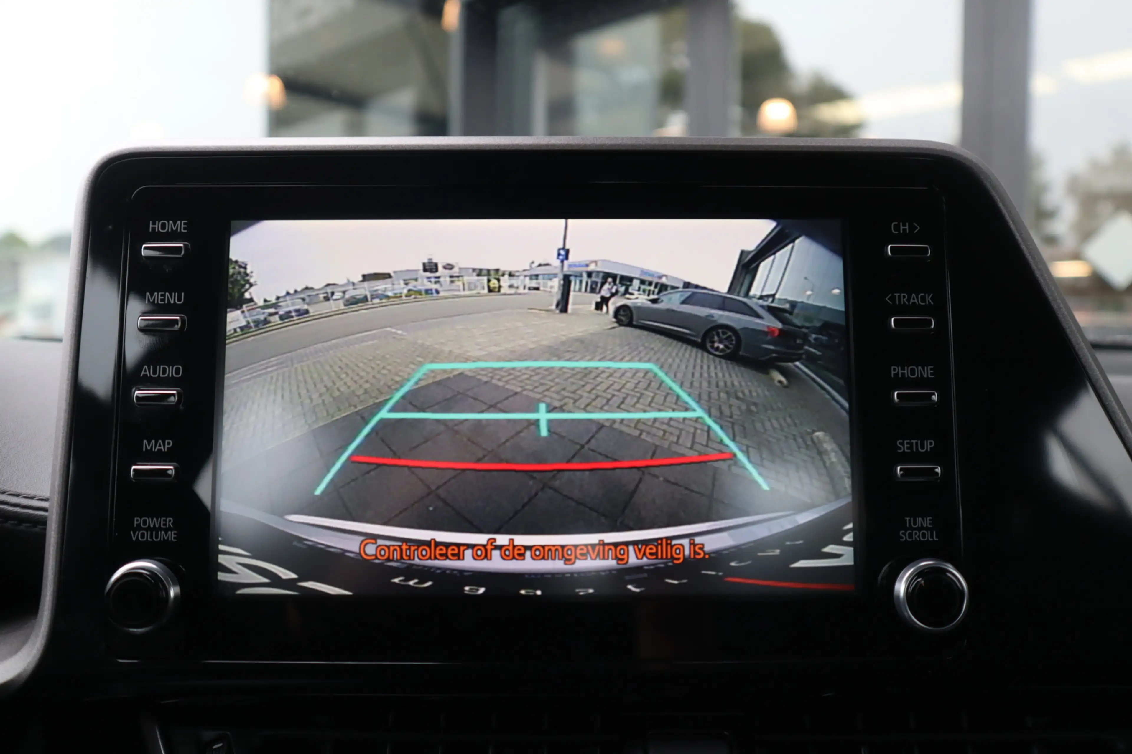 Toyota C-HR 1.8 Hybrid Navi | Camera | Carplay | ACC | 17” | D — photo 9