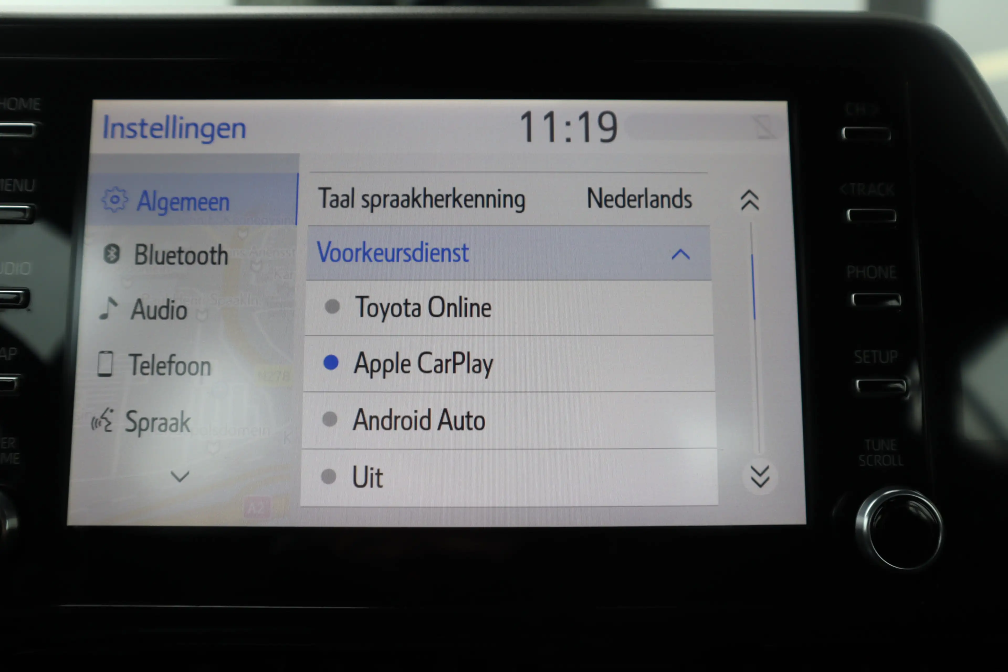 Toyota C-HR 1.8 Hybrid Navi | Camera | Carplay | ACC | 17” | D — photo 10