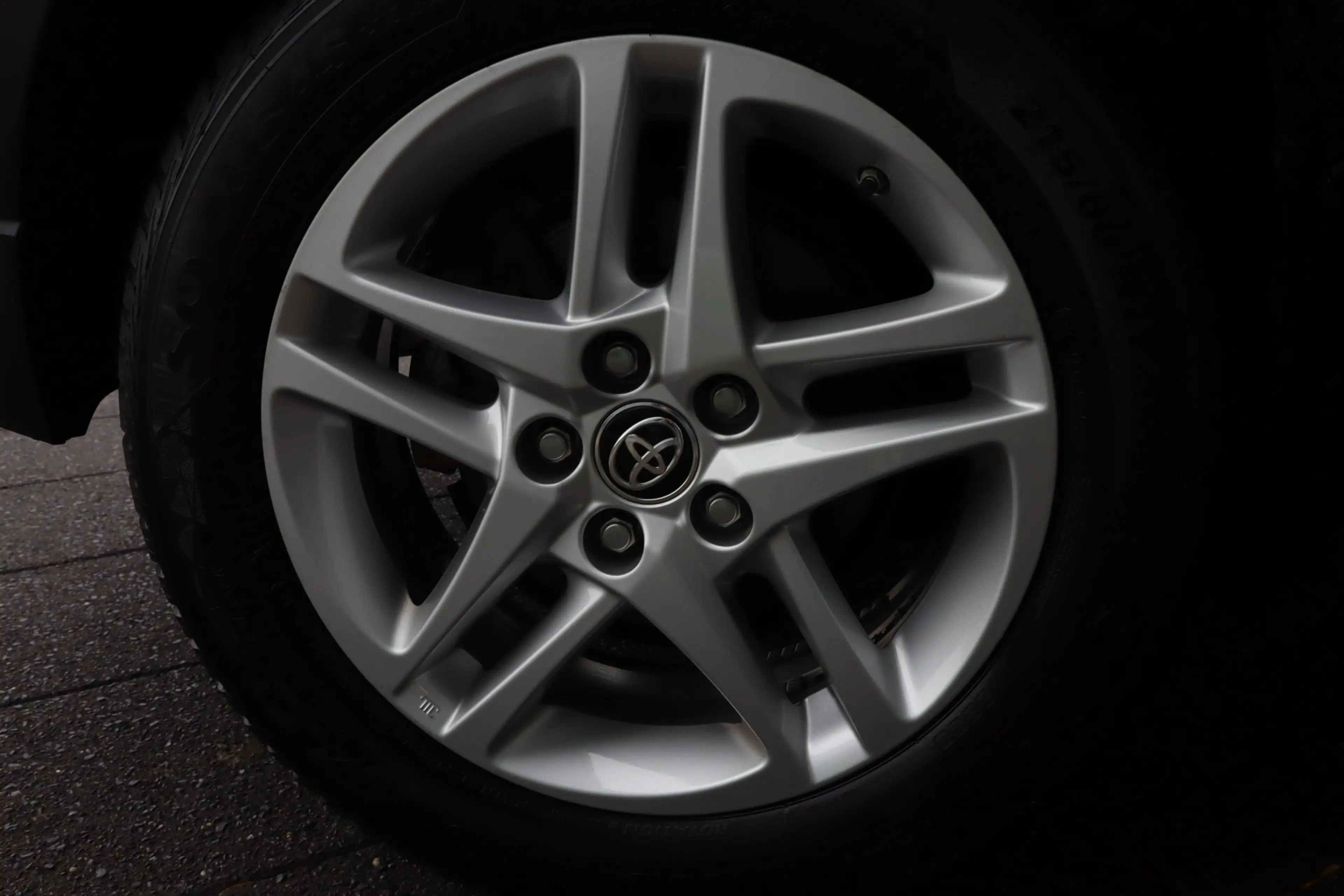 Toyota C-HR 1.8 Hybrid Navi | Camera | Carplay | ACC | 17” | D — photo 28